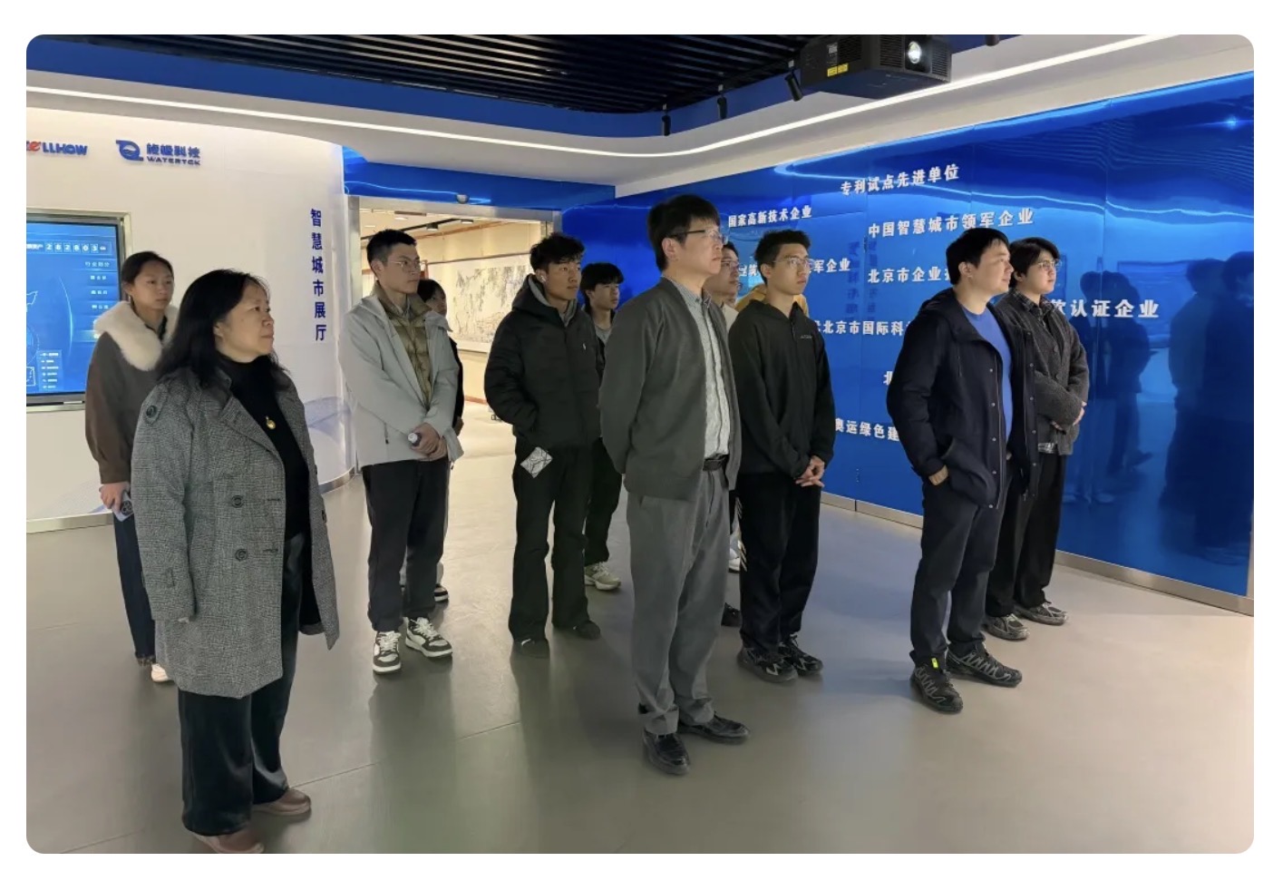 当清华课堂“搬”进pp电子奥林匹斯之门 ：一场从书本到产业的一线之旅